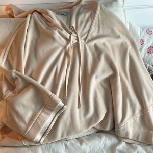 Light pink short sleeve sweatshirt